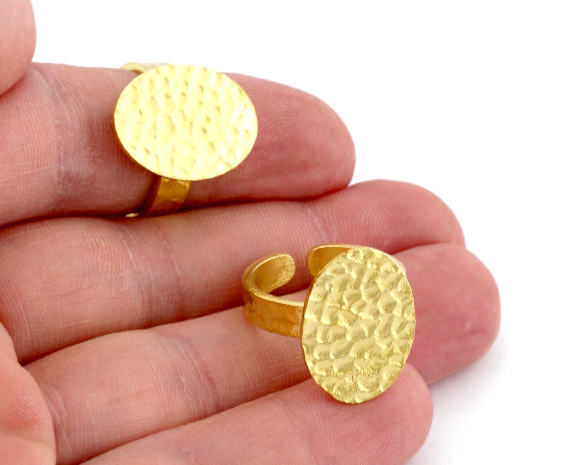 Oval Hammered Adjustable Ring Blank - Raw Brass (20x15mm Blank ) 4949