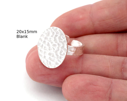 Oval Hammered Adjustable Ring Blank - Shiny Silver Plated Brass (20x15mm Blank ) 4949