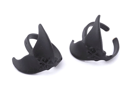 Whale Tail Ring Adjustable Black Painted Brass OZ4018