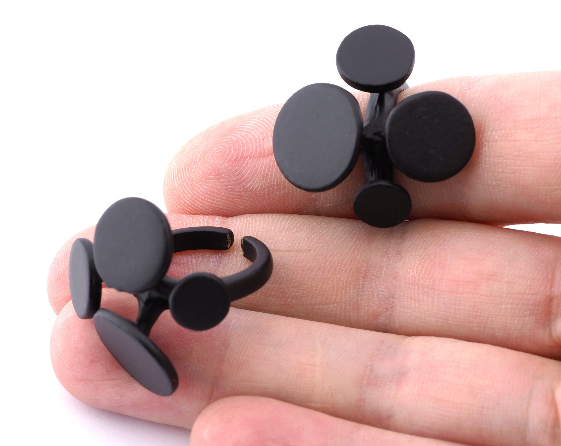 Discs Signet Ring Circles Adjustable Ring Blank Black Painted brass (19mm 9US inner size - Adjustable ) Oz3678