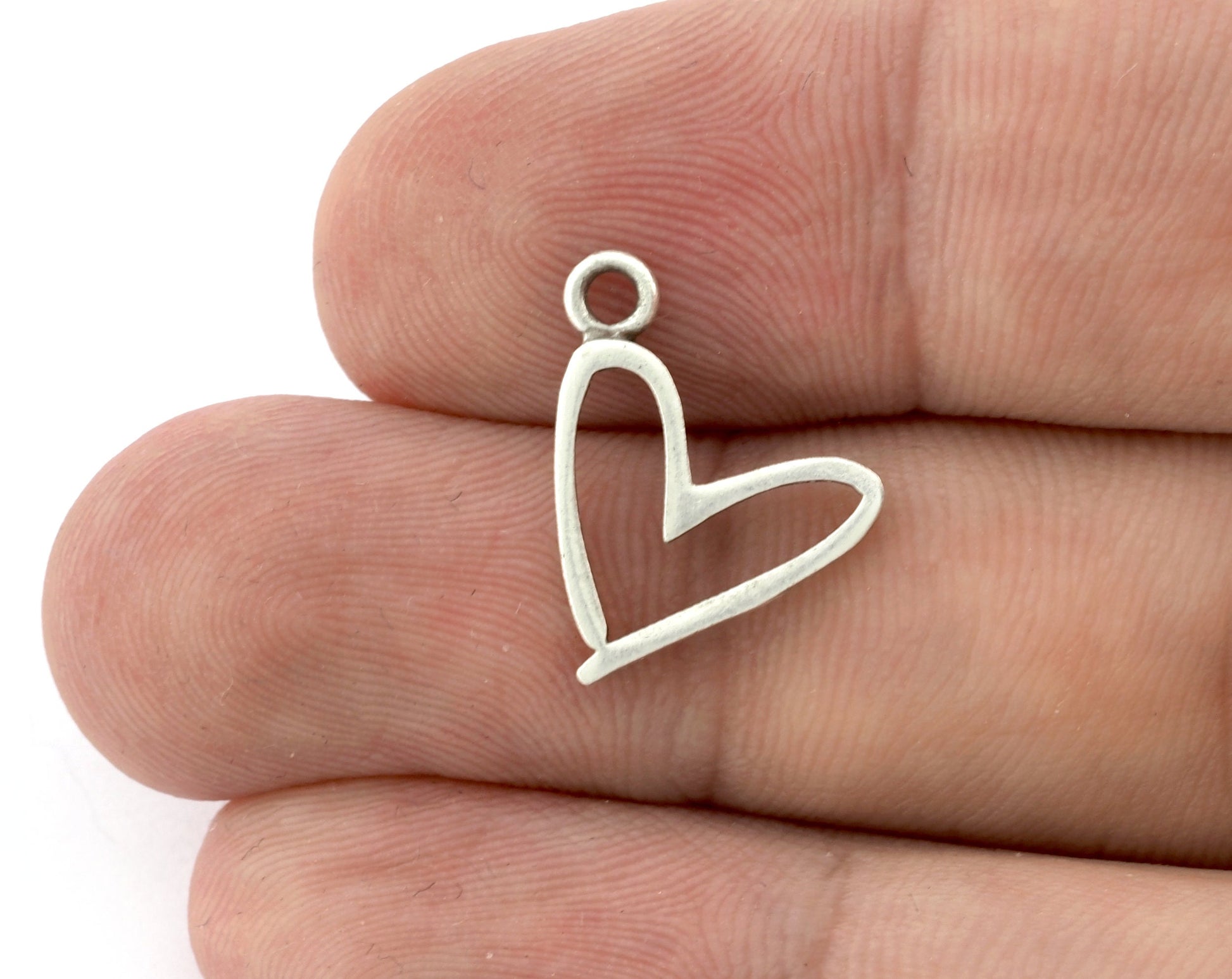 Heart Charms, Pendant, Antique Silver Plated Brass 16.5mm 5166 newline