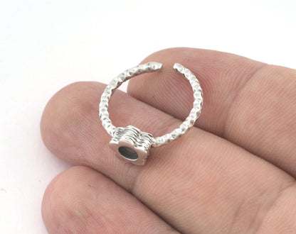 Daisy Flower Ring , Adjustable , Round Blank Bezel Setting - Antique Silver Plated Brass (4mm Blank ) 5126