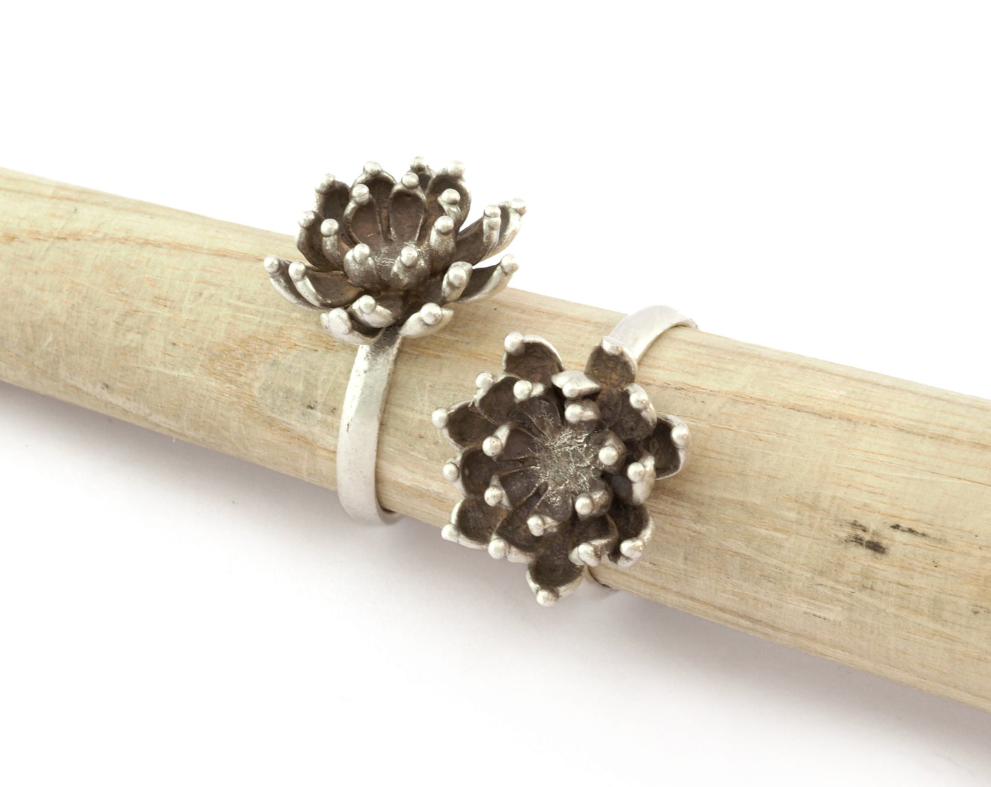 Lotus Flower Ring, Adjustable Ring, Antique Silver Plated brass (7 - 9US inner size) 5151