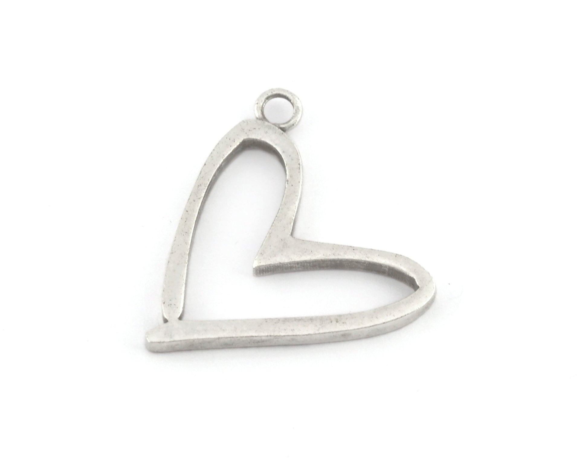 Heart Charms, Pendant, Antique Silver Plated Brass 31mm 5159 newline