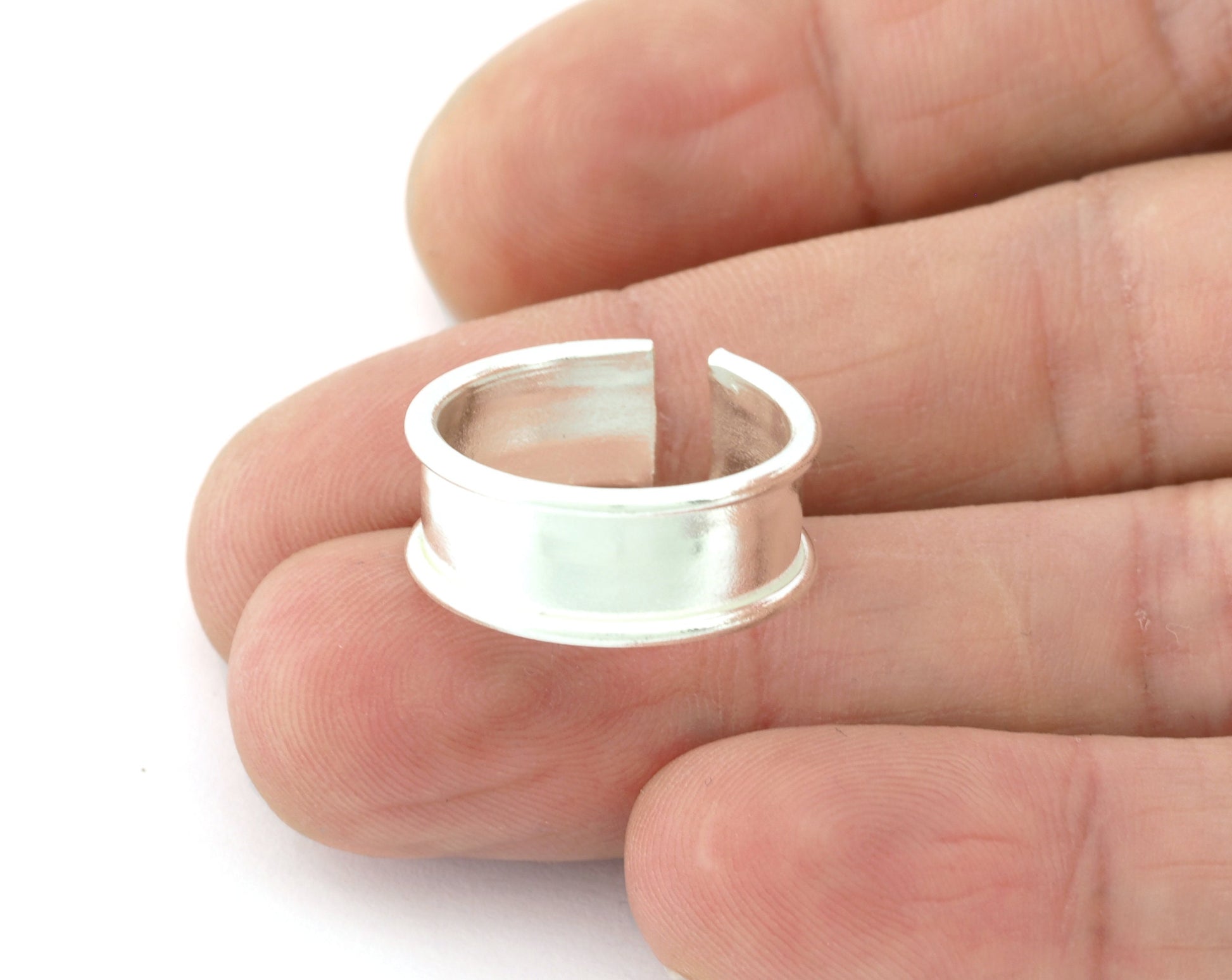 Ring Blank, Adjustable Ring Shiny Silver Plated brass OZ5196