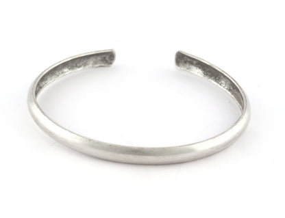 Curved Bracelet Base, Antique Silver plated brass 5188