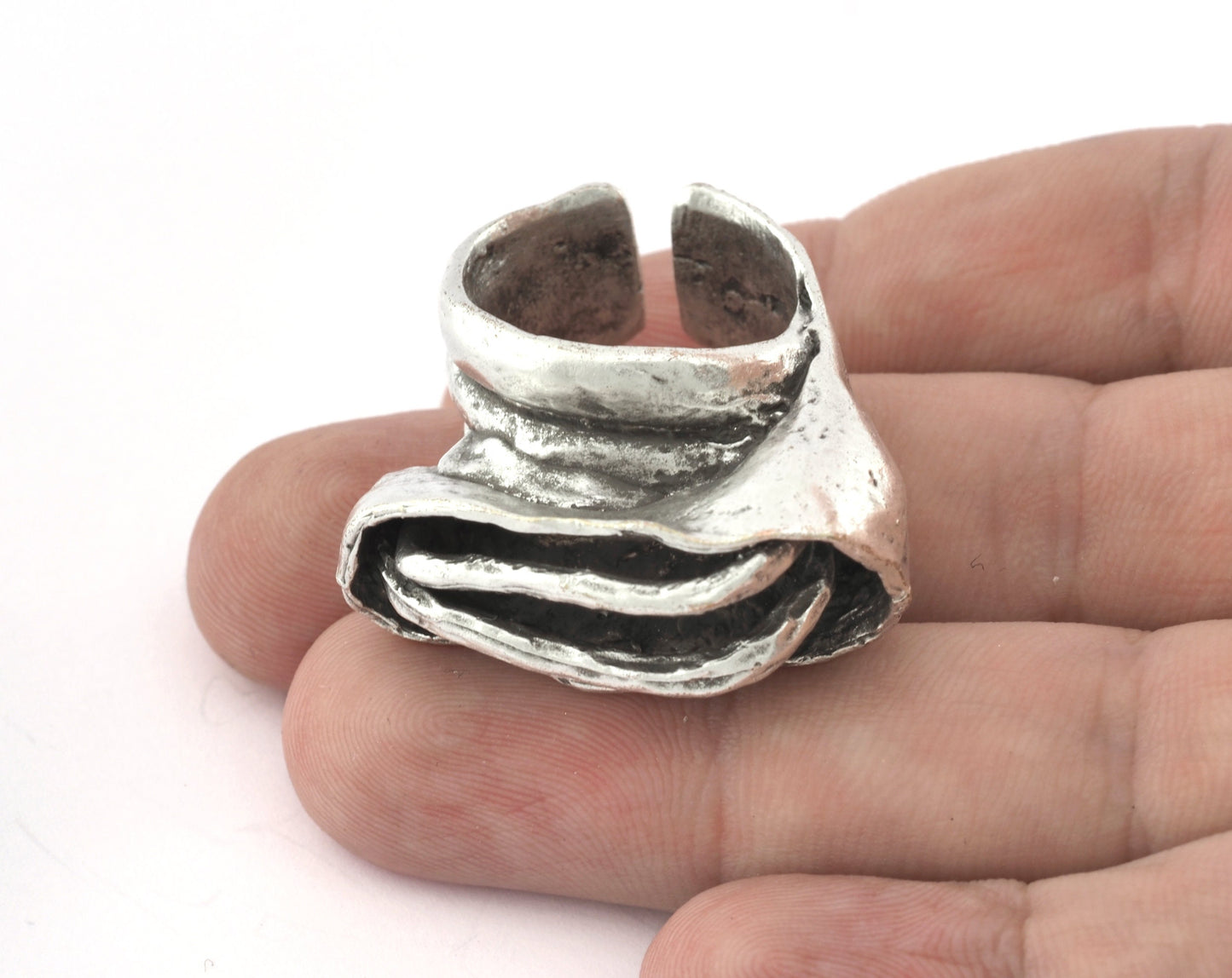 Mysterious Ring Adjustable Antique silver plated brass (19mm 9US inner size) 5233