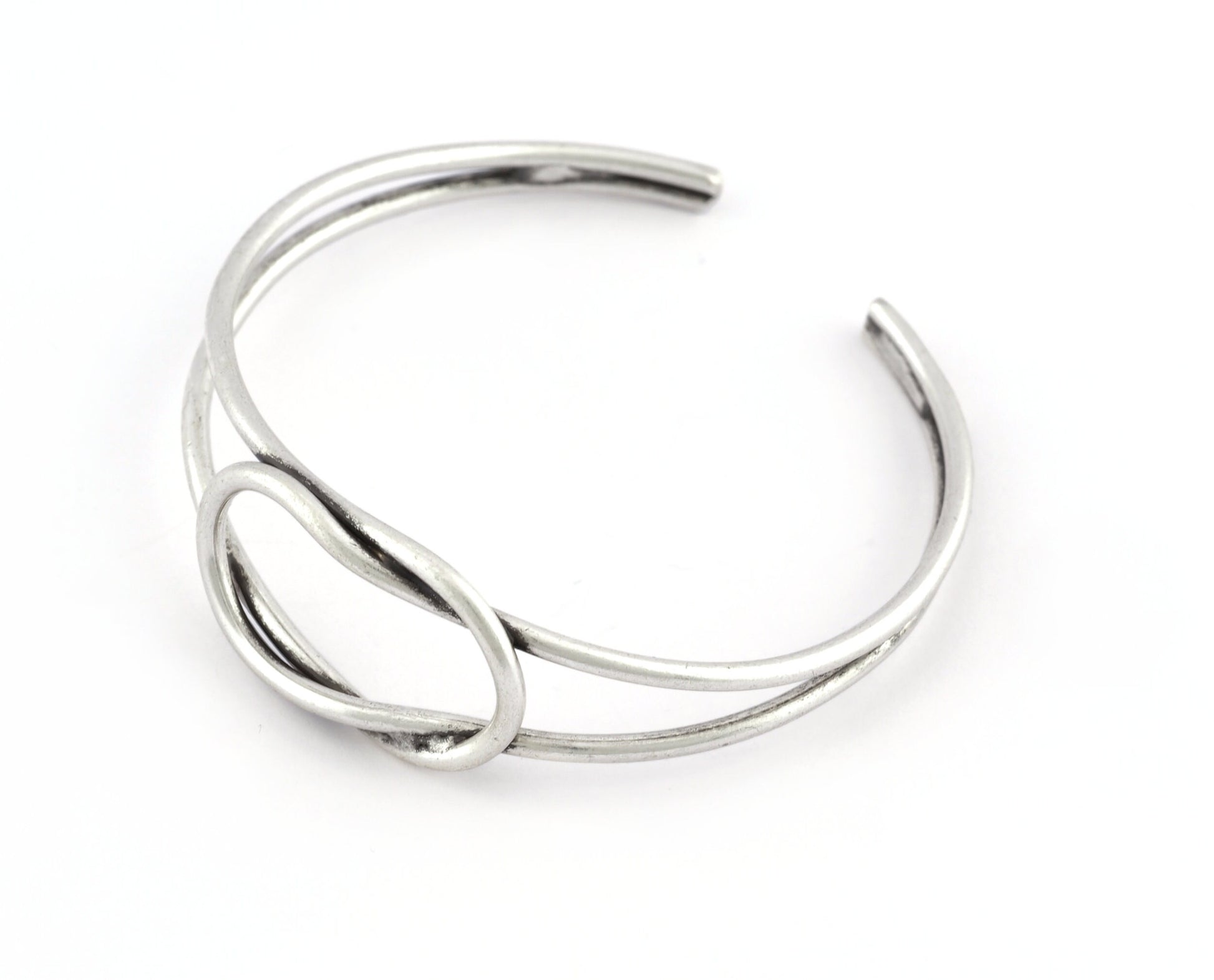 Knot Bracelet Base, Antique silver plated copper 3826