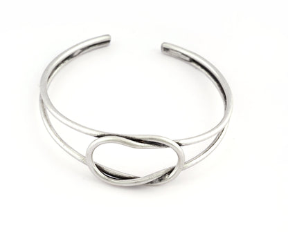 Knot Bracelet Base, Antique silver plated copper 3826