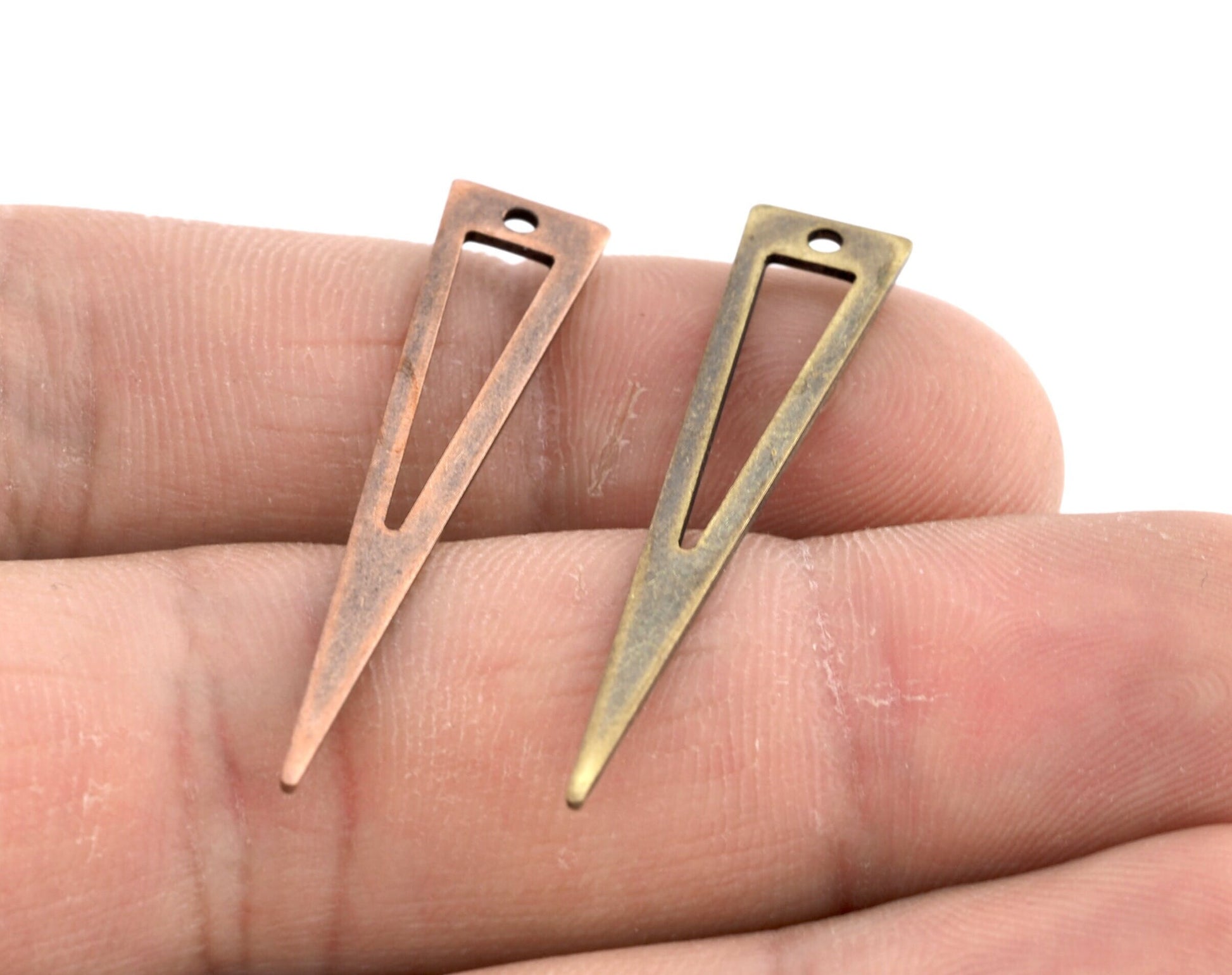 Triangle Antique Copper, Bronze plated brass 40x8mm (0.8mm thickness) 1 hole charms findings OZ2943-90