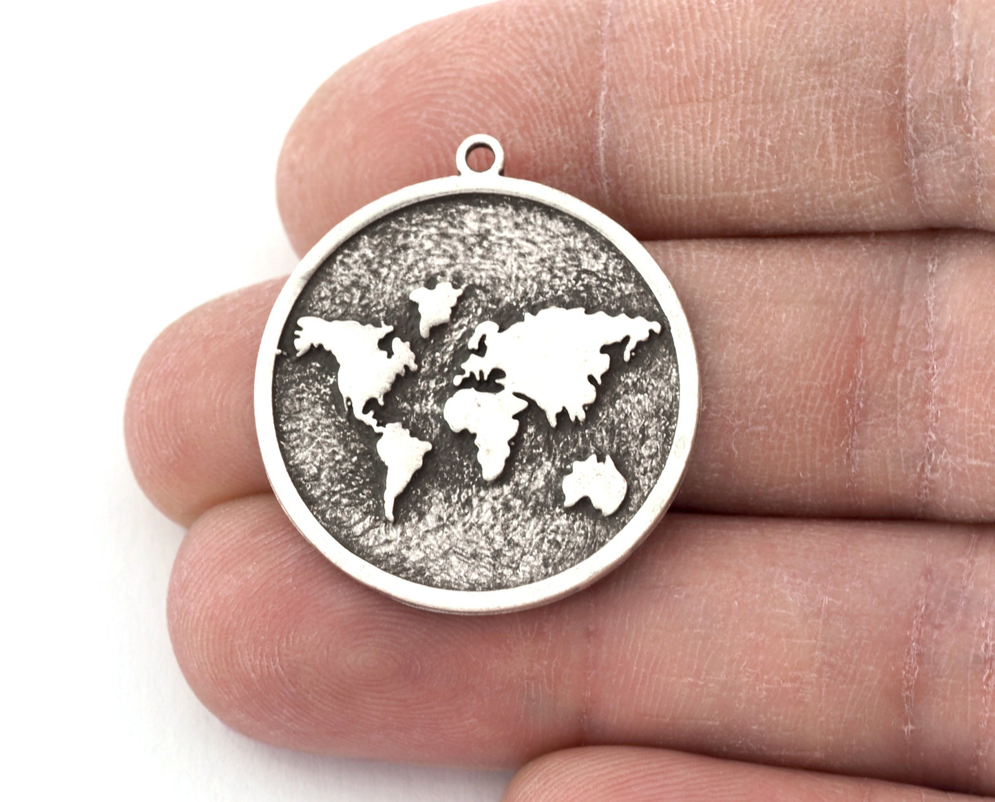 World Map Charms Pendant - Raw Brass - Antique Silver - Shiny silver - Shiny gold 30x27mm 3642