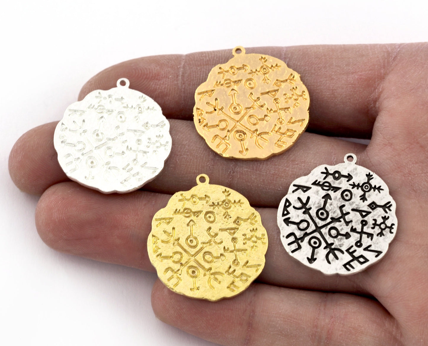 Petroglyph - Old symbols Charms Pendant - Raw Brass - Antique Silver - Shiny silver - Shiny gold 29x26mm 1267