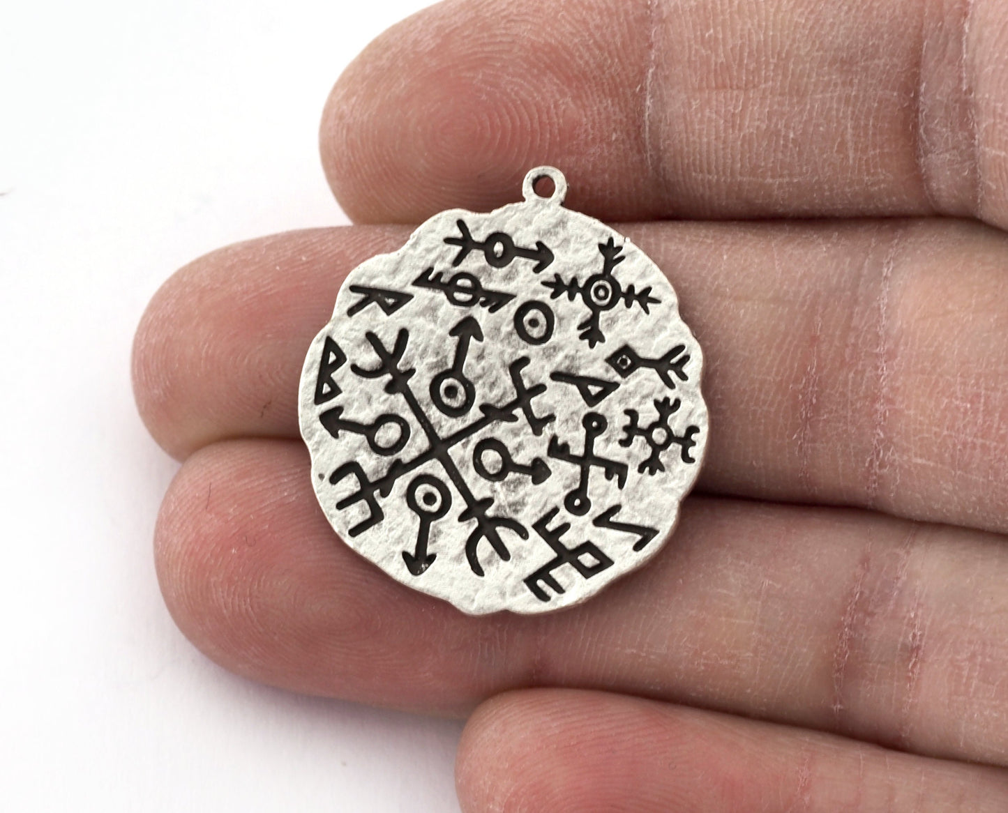 Petroglyph - Old symbols Charms Pendant - Raw Brass - Antique Silver - Shiny silver - Shiny gold 29x26mm 1267