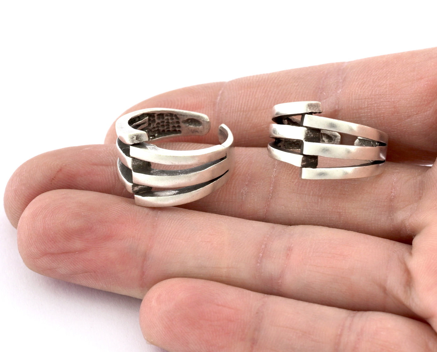 Rib Ring , Adjustable , Raw Brass,Antique Silver Shiny silver, Shiny gold plated Brass (8us) 5356