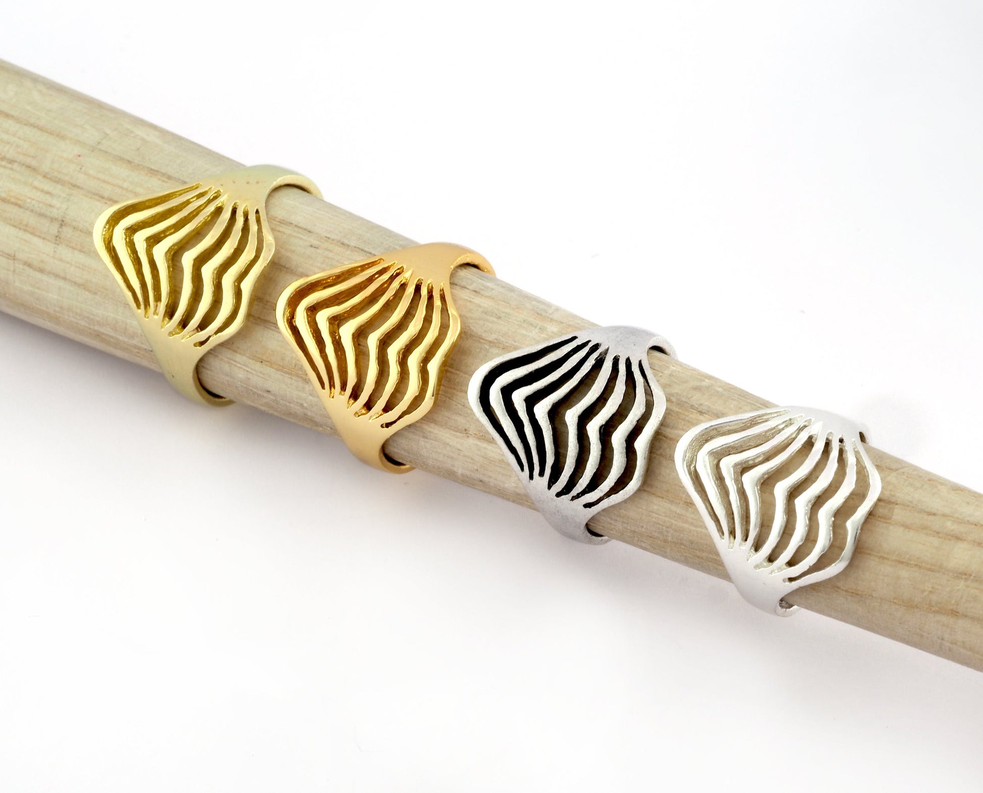 Lines Ring , Adjustable , Raw Brass,Antique Silver Shiny silver, Shiny gold plated Brass (8us) 5367