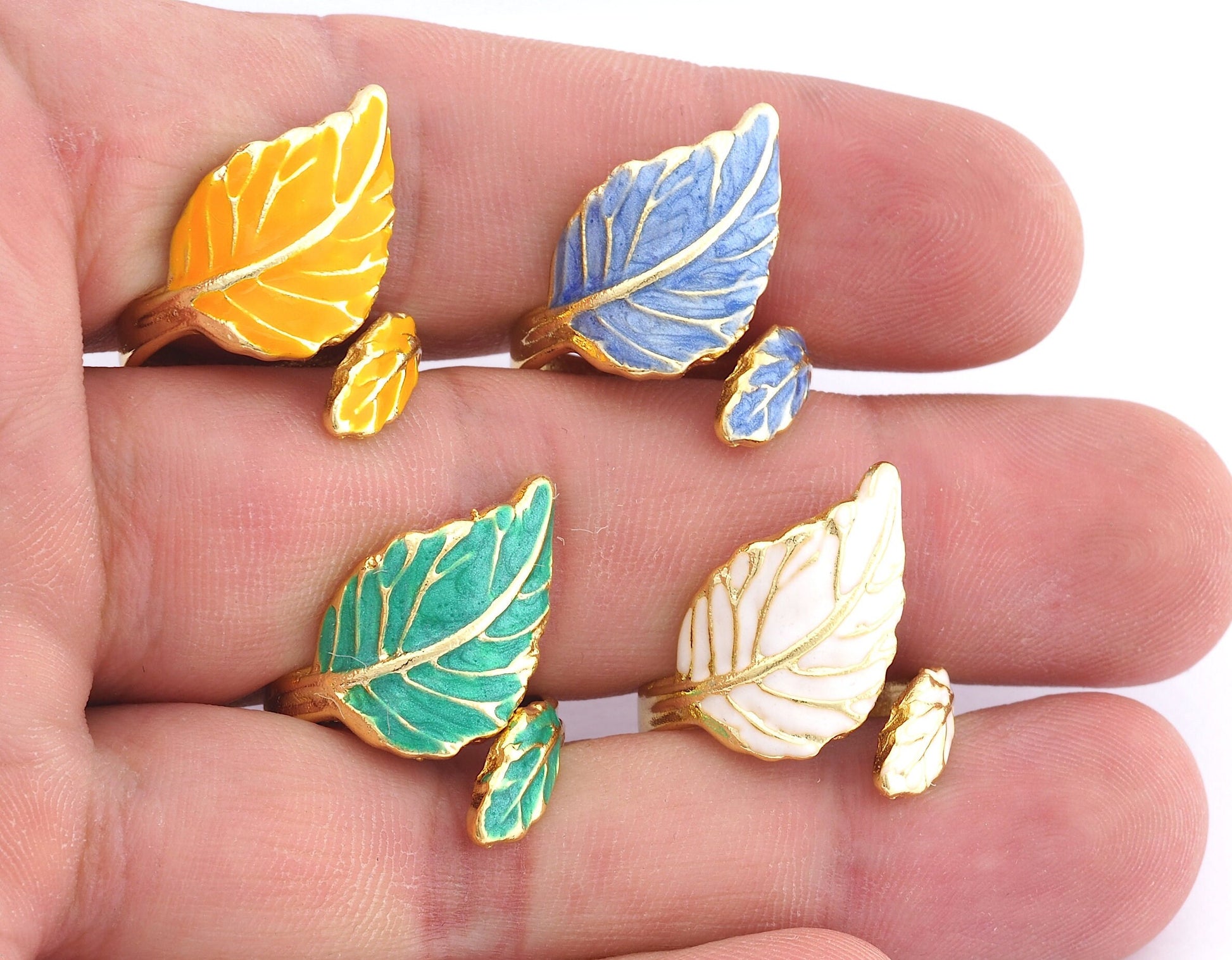 Leaf Ring Adjustable Ring Enamel Filled - Shiny Gold plated brass (17.5mm 7US inner size) OZ765