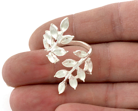 Leaves Ring Adjustable Ring Bezel Shiny Silver Plated brass (17mm 6.5US inner size - Adjustable ) OZ2570