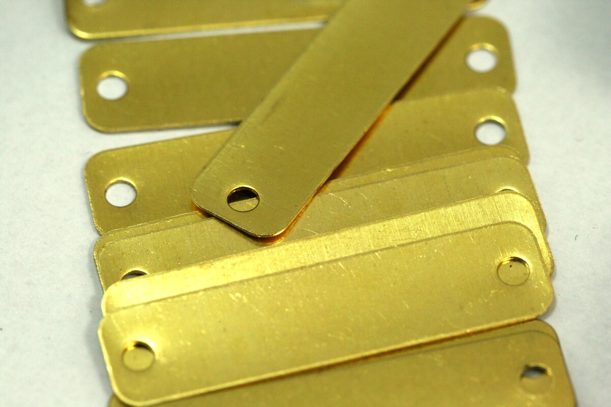 Rectangle tag 2 hole connector 15 pcs Raw Brass 10x40mm 20 gauge 0.8mm thickness Charms ,Findings 715R-39