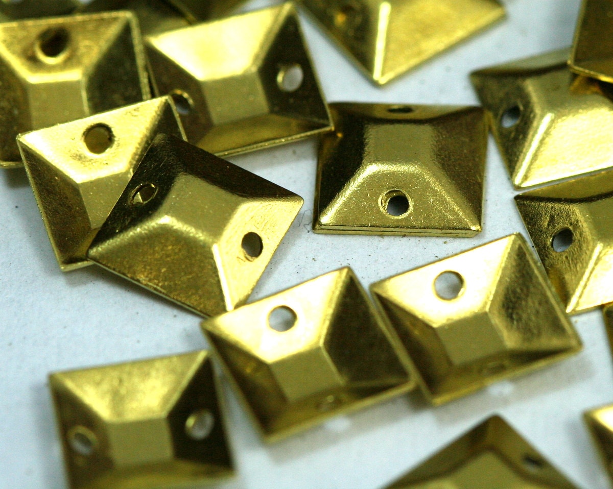 300 Pcs Raw Brass 9mm Square tag two 2 hole connector Charms ,Findings 498R-30