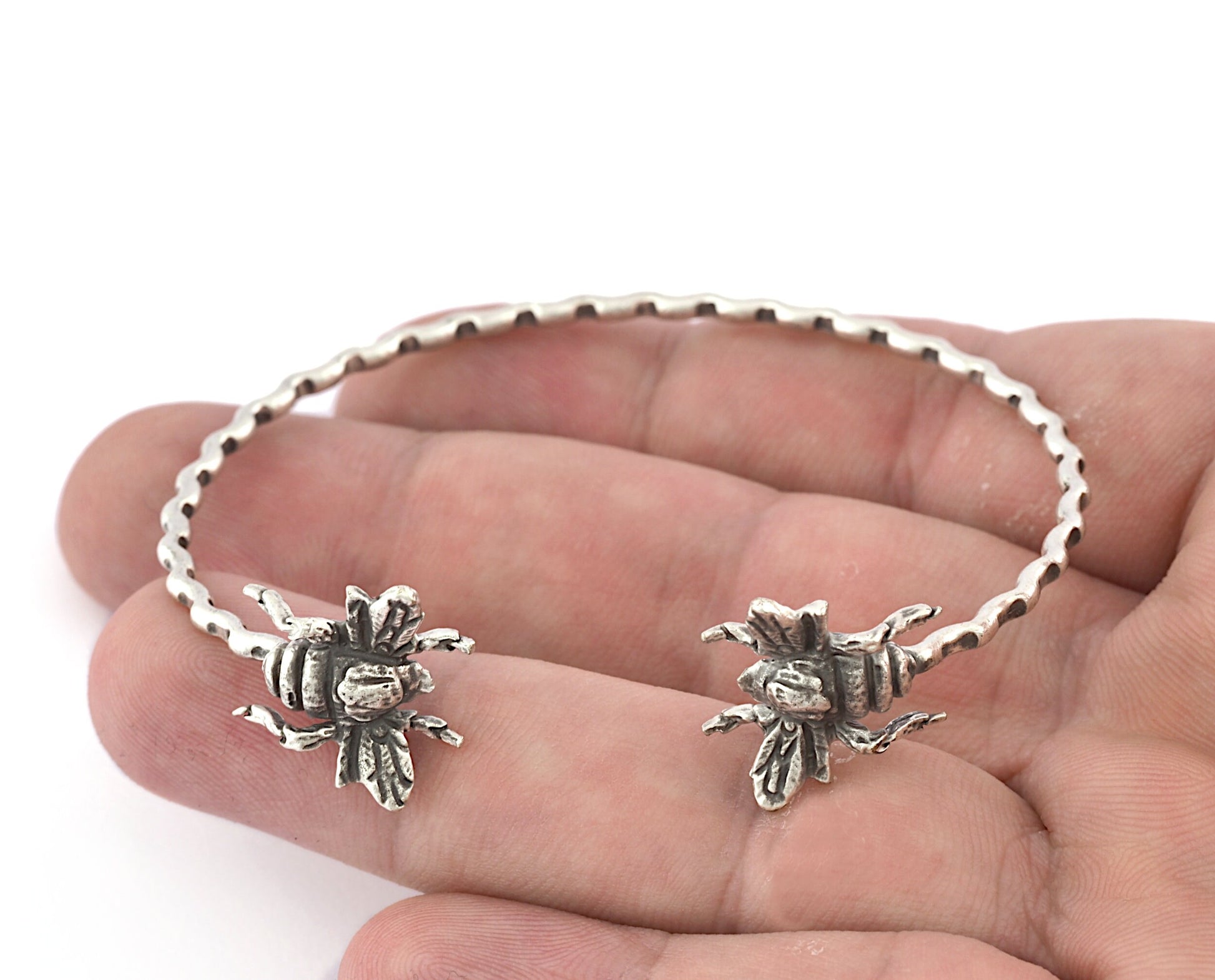 Bee Bracelet Antique Silver Plated Brass (60mm inner size - Adjustable ) 5374