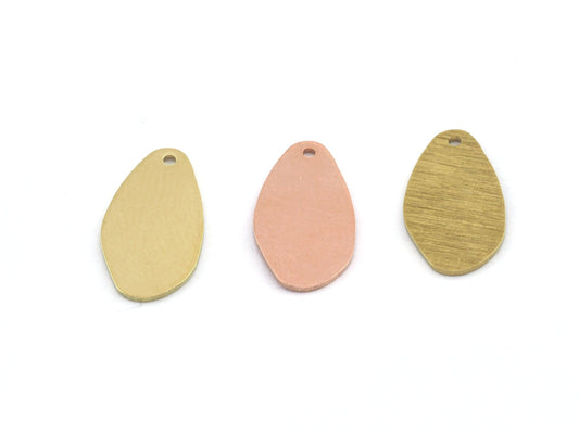 Irregular Oval Pendant Copper - Raw Brass 11x20mm 1 holes Charms findings - 4606