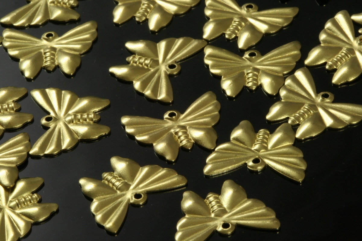 100 pcs 12x15mm raw brass butterfly charms ,findings 784R-42