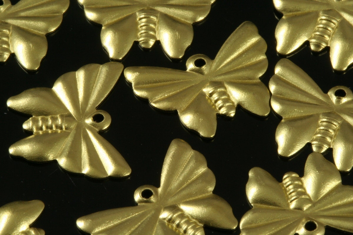 100 pcs 12x15mm raw brass butterfly charms ,findings 784R-42