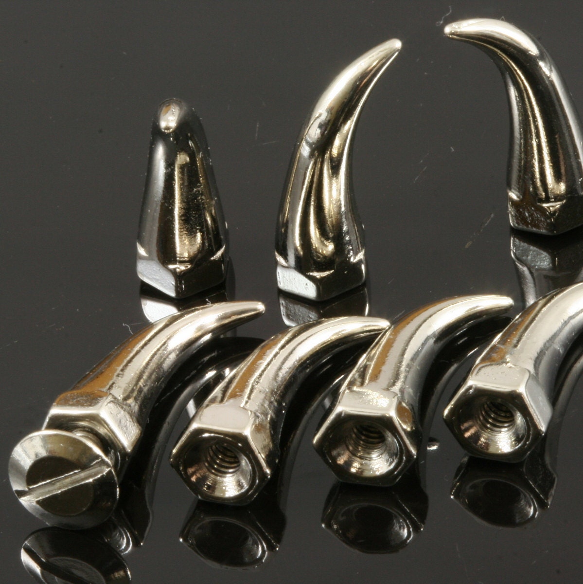 5 pcs Nickel Plated Cat Claw Studs and Spikes Metal Screw Back Leather-craft DIY 572