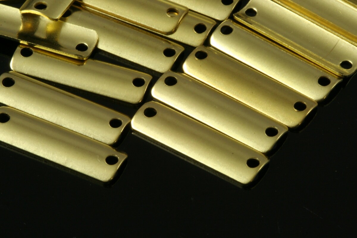 Curved rectangle 2 hole connector 100 pcs Raw Brass 6x19mm Charms ,Findings 615R-46