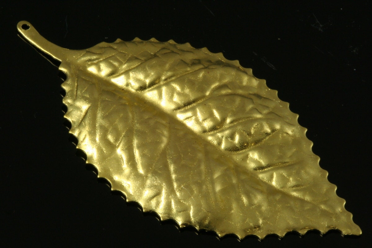 10 pcs 60x30mm 2 3/8"x 1 3/16" raw brass leaf shape pendant finding 809R