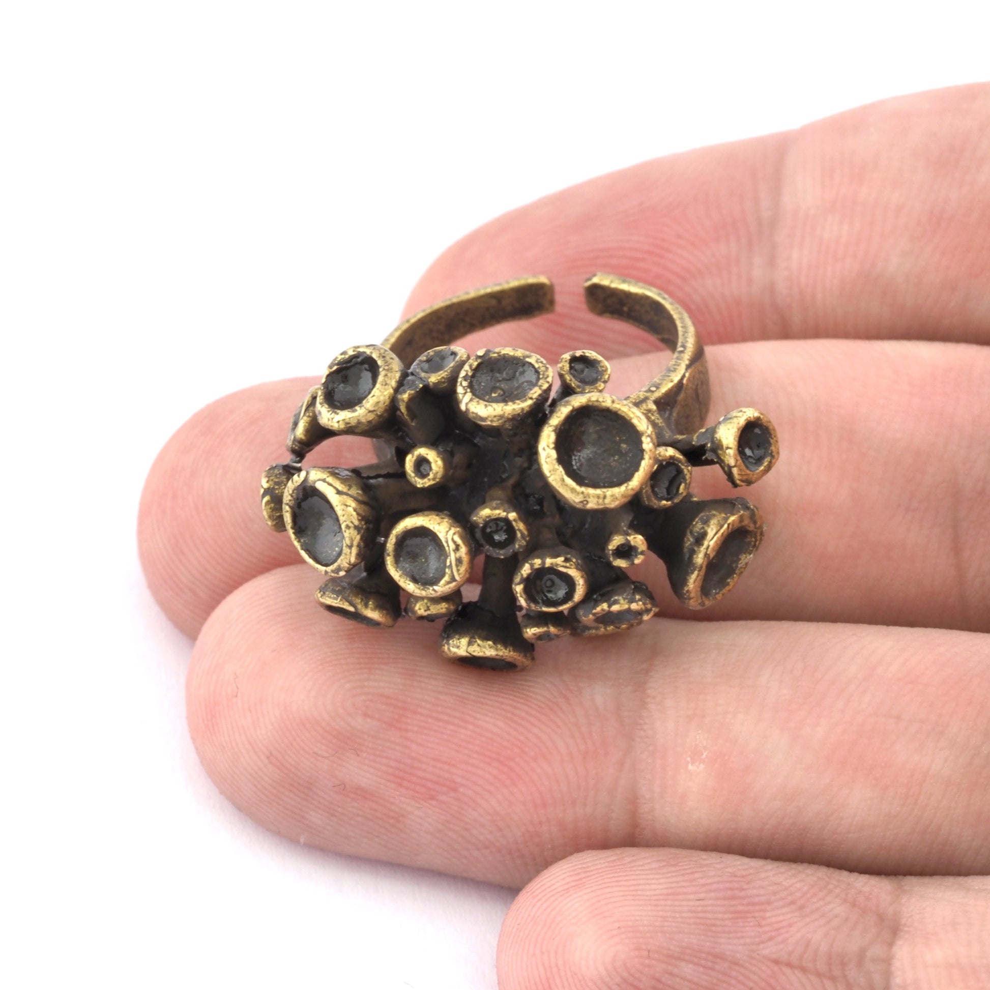 Ring Adjustable Ring Bezel - Cup Antique Bronze Plated brass (18mm 8US inner size - Adjustable ) 2697