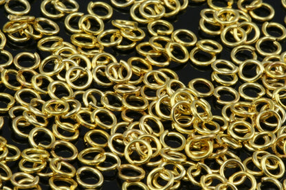 Open jump ring raw brass (varnish) 4mm 21 gauge( 0,7mm ) jumpring 1155V