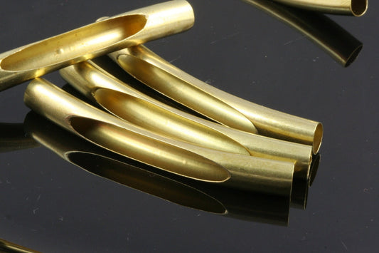 Raw Brass Curved Tube 15 Pcs 7x50mm (hole 6,4mm) E507C 1847