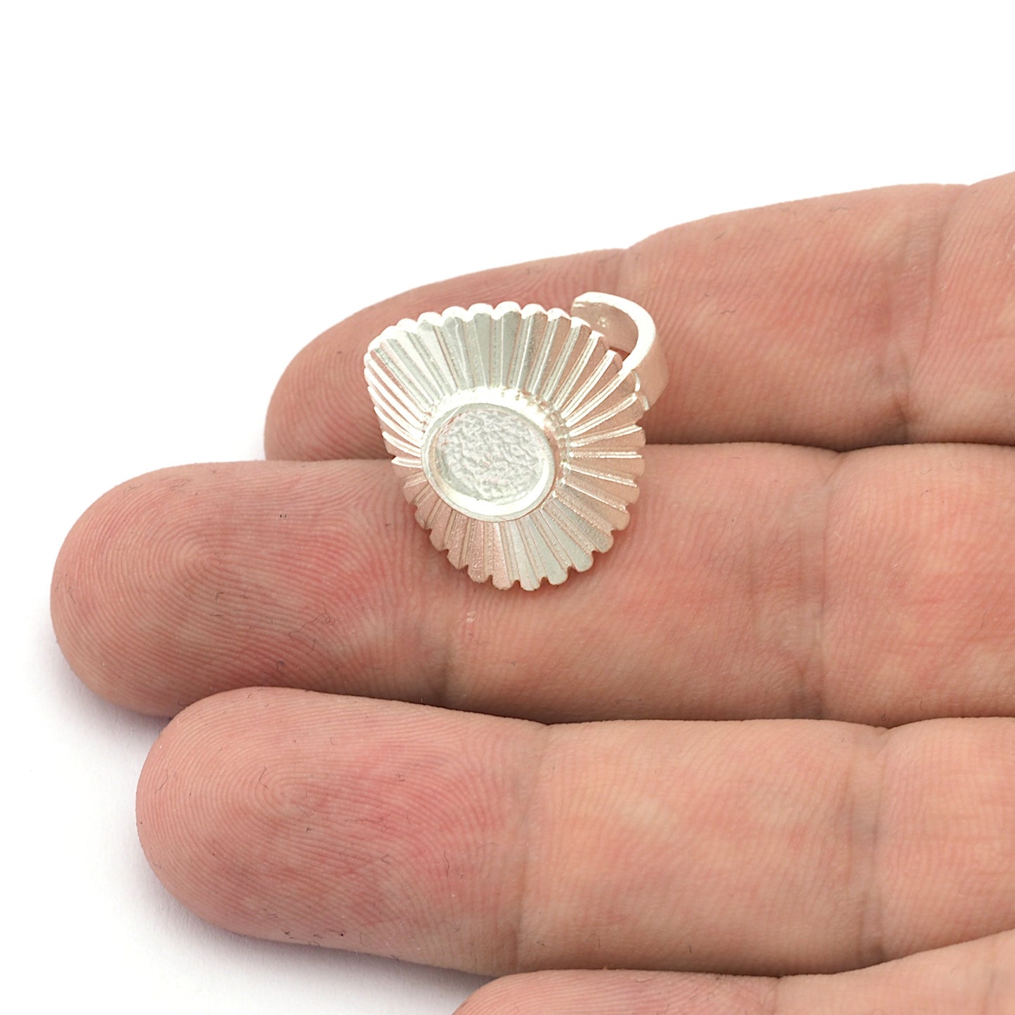 Sun Round Blank Ring Cabochon Base Blank Setting Adjustable Raw brass - Antique silver - Shiny silver - Shiny Gold (8mm blank) 5456