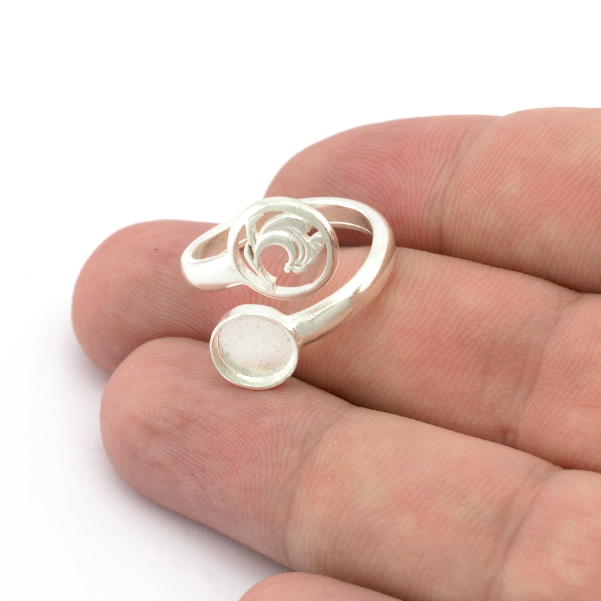 Water Four Elements Band Ring , Bezel Setting Blank Raw Brass, Antique Silver, Shiny silver, Shiny gold plated Brass (8mm Blank ) 5460