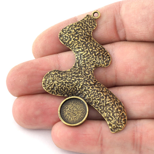 Hammered Charms, Bezel Setting Blank Resin Pendant Antique bronze plated brass 12mm Blank 5430