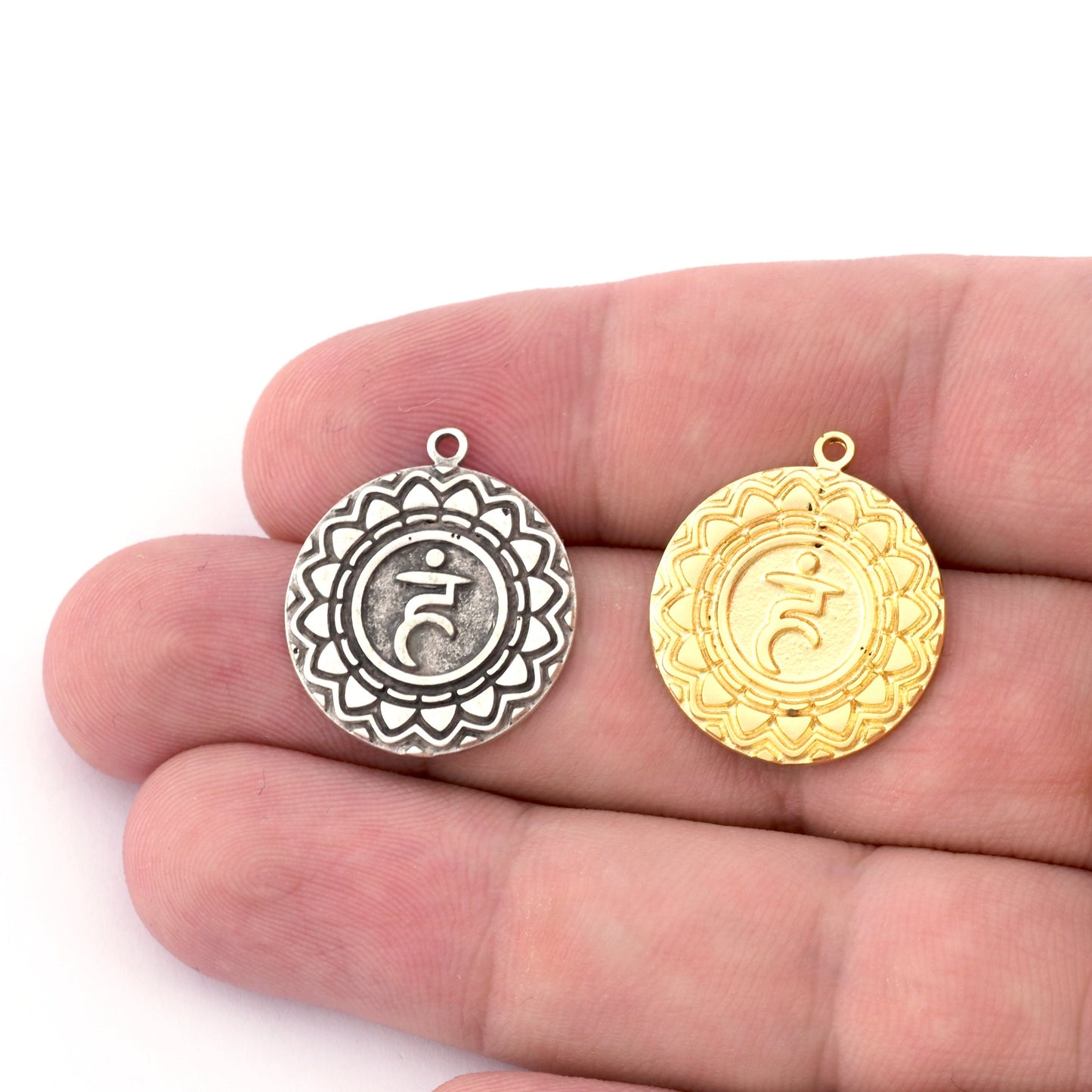 Chakra Vishuddha Charms Shiny Gold - Shiny Silver - Antique Silver Plated or Raw Brass - 24x21mm 5470