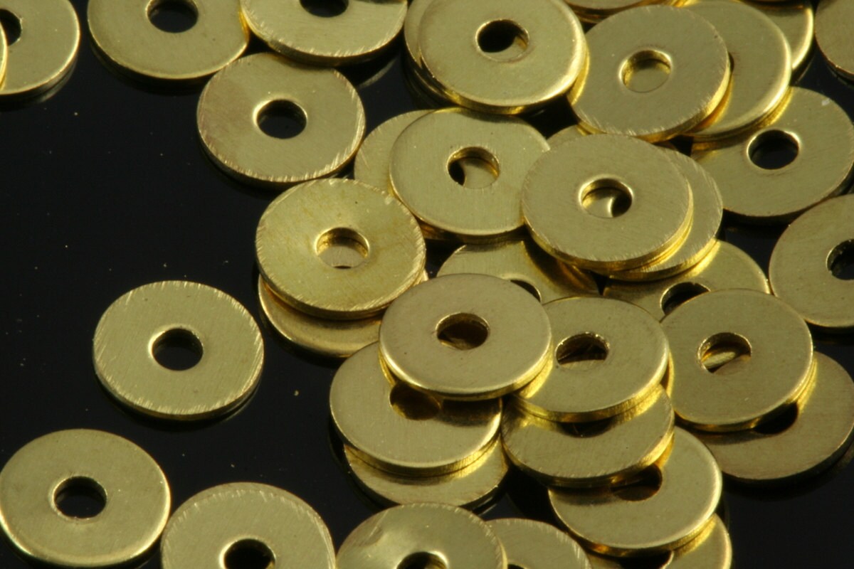 Raw Brass 5mm Circle middle hole Raw Brass Charms , Raw Brass Findings 82R-38 tmlp