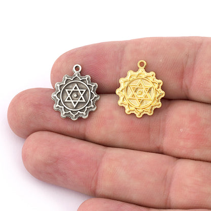 Chakra Anahata Small Charms Shiny Gold - Shiny Silver - Antique Silver Plated or Raw Brass - 19x16mm 5478