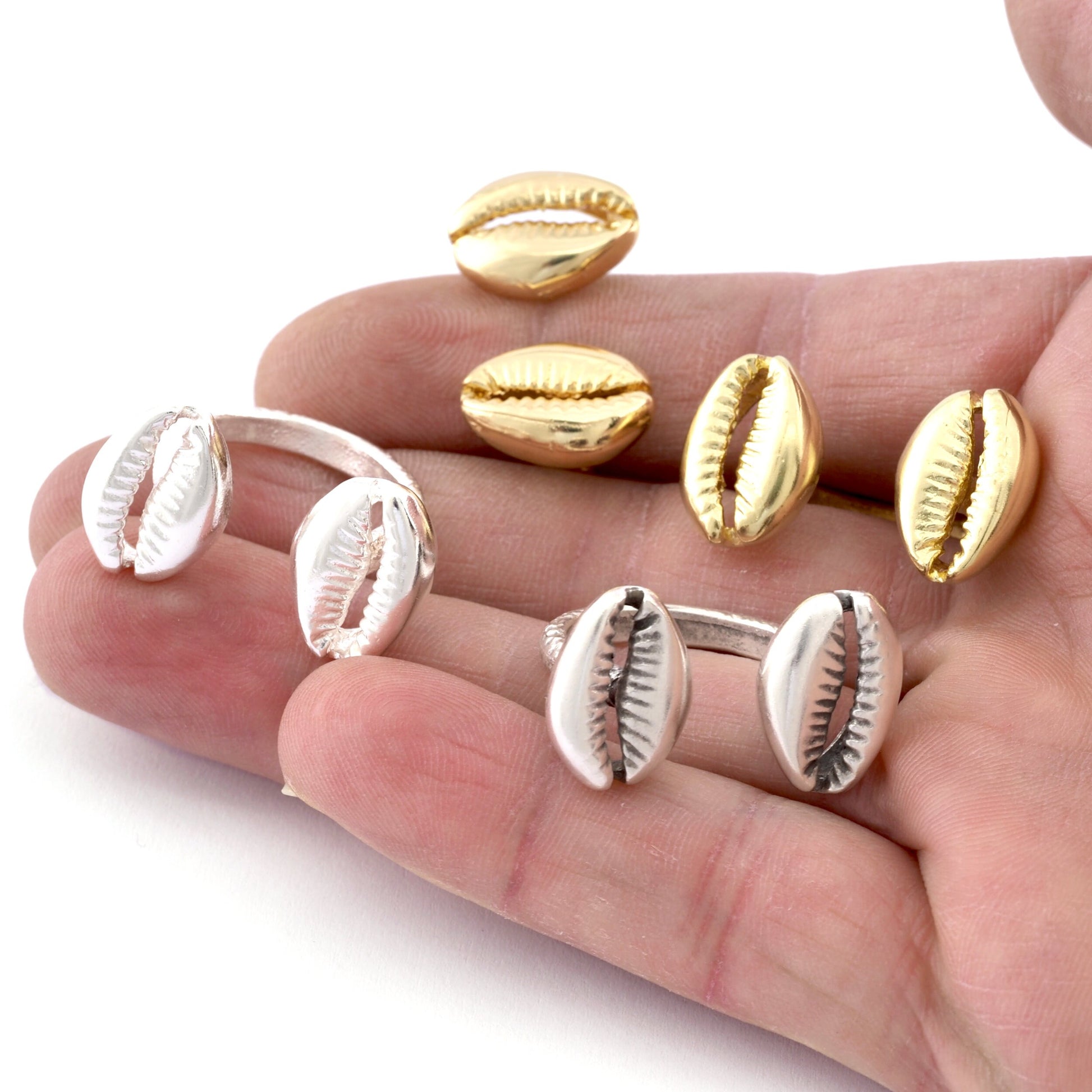 Cowrie Ring , Adjustable , Raw Brass, Antique Silver Shiny silver, Shiny gold plated Brass (8us) 5508