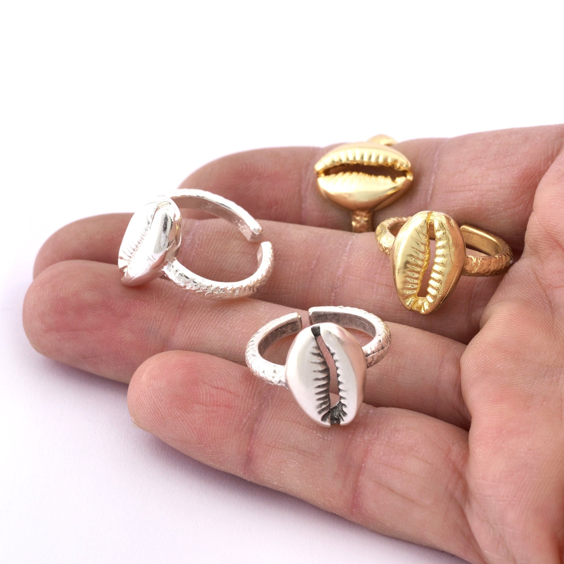 Cowrie Ring , Adjustable , Raw Brass, Antique Silver Shiny silver, Shiny gold plated Brass (8us) 5511