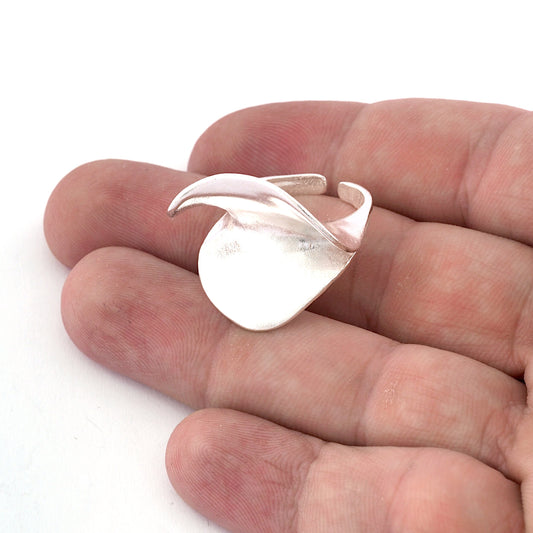 Leaf Adjustable Ring Shiny Silver Plated brass (18.5mm 8.5US inner size ) OZ2836 ring27