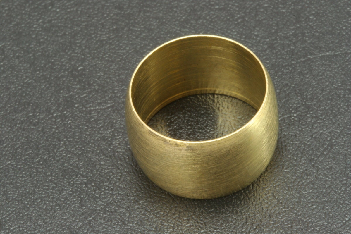 20x12mm (hole 16,7mmUS 6 1/2 ) raw brass ring, industrial brass charms, findings spacer bead bab16Ri17-R1132