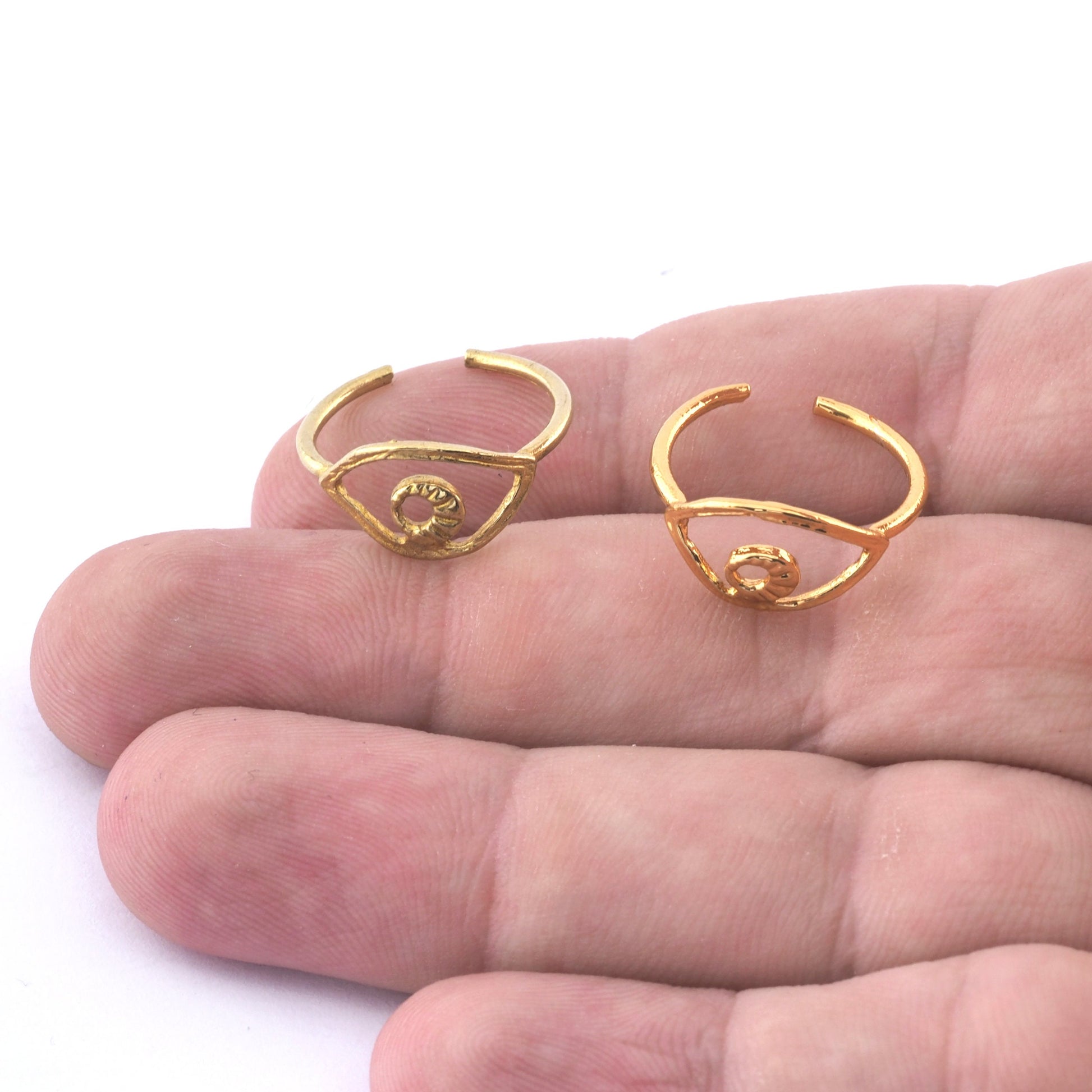 Minimalist Eye Adjustable Ring Raw brass - Antique Silver - Shiny silver - Shiny Gold (15mm 4.5US inner size) 4094