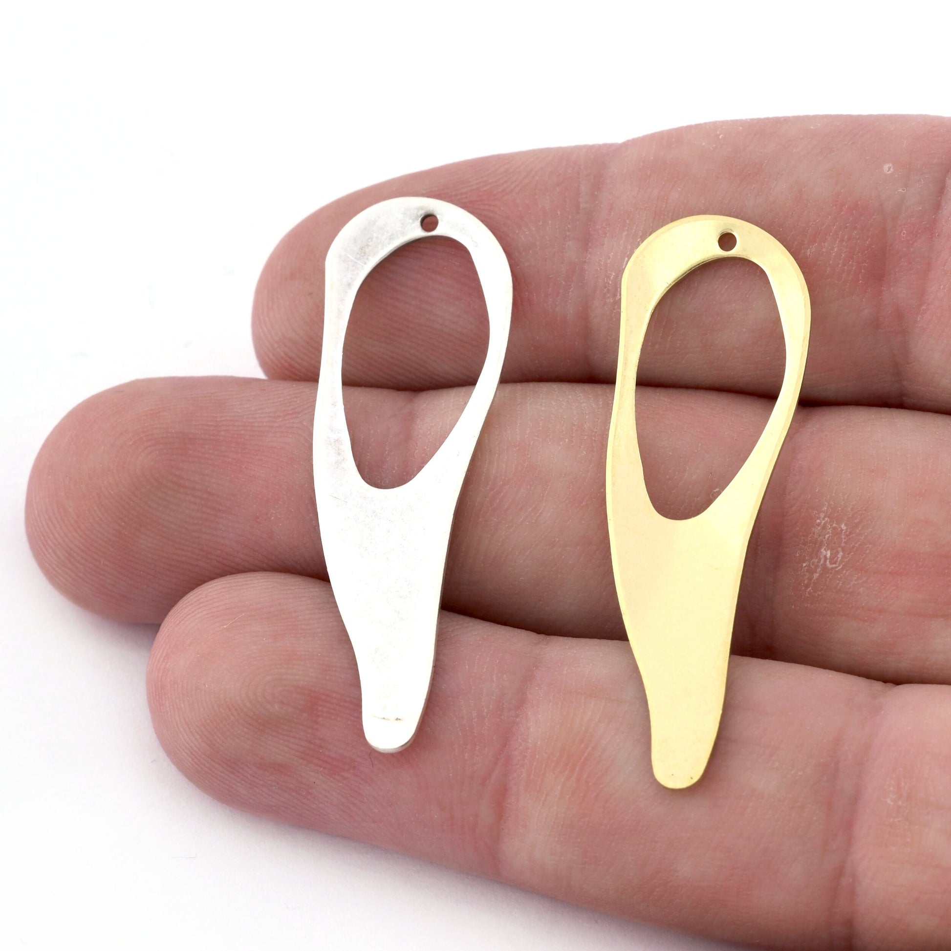 Oval Drop Charms, Earring Charms, Pendant Raw Brass, Antique Silver 14x43mm 1 holes Charms findings - 5093