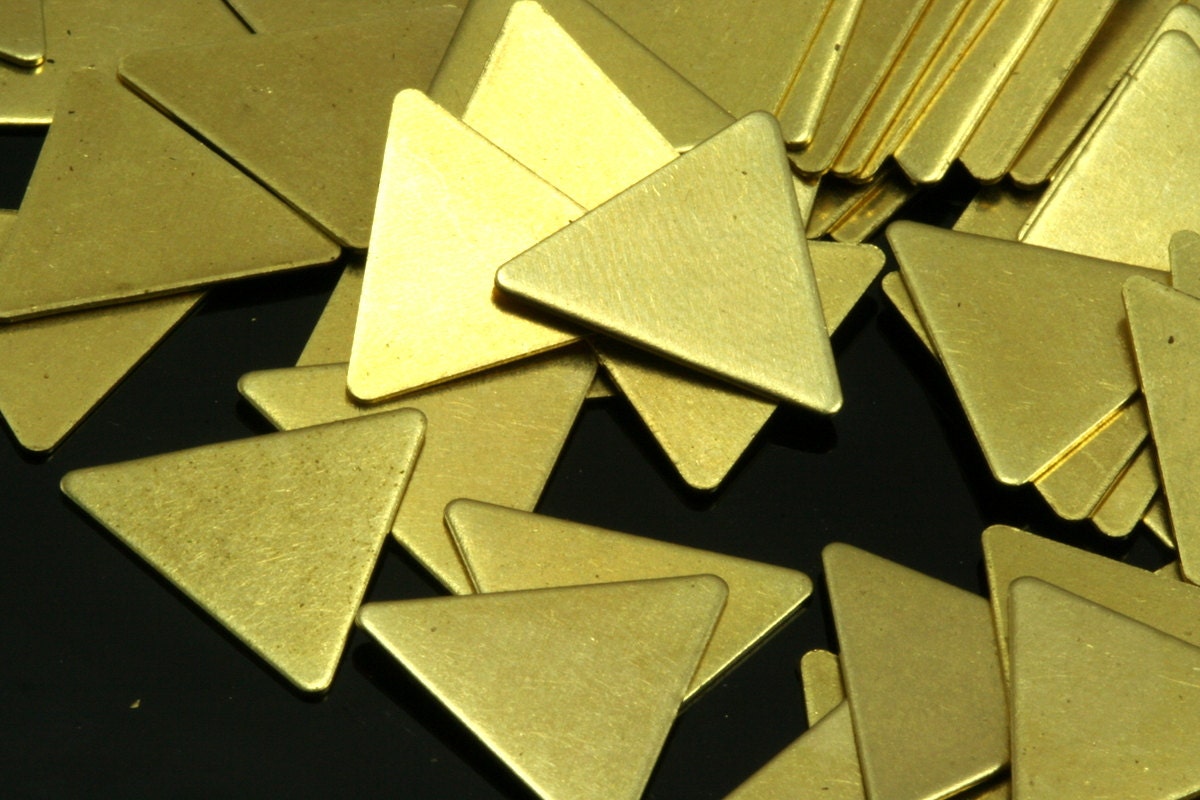 200 pcs raw brass 12x14mm equilateral triangle tag charms without hole ,findings 620RW-68