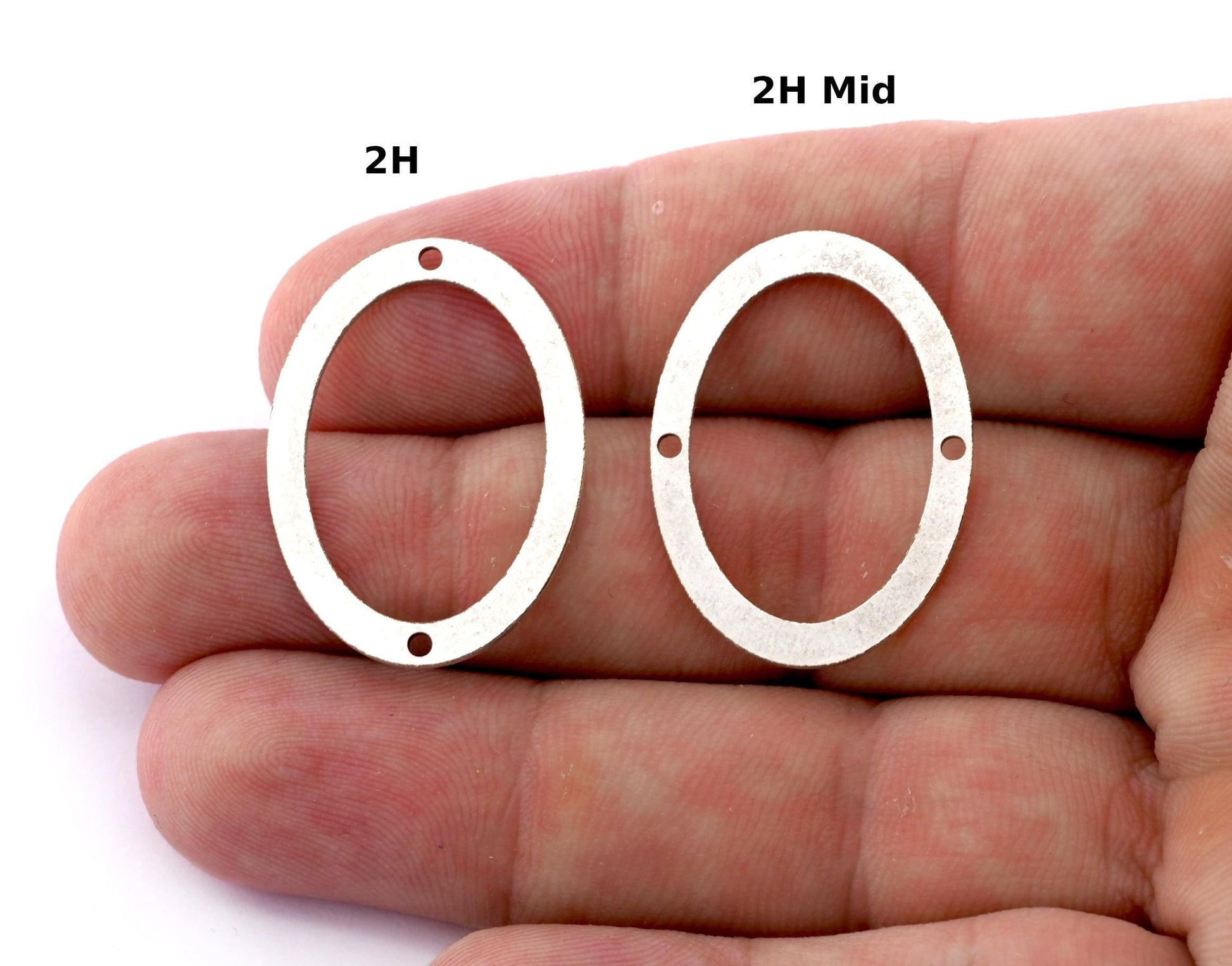 Oval Hoop Charms, Connector, Stamp Charms, Earring Charms, Antique Silver Plated brass 32x23mm thickness 0.8mm 5547 as