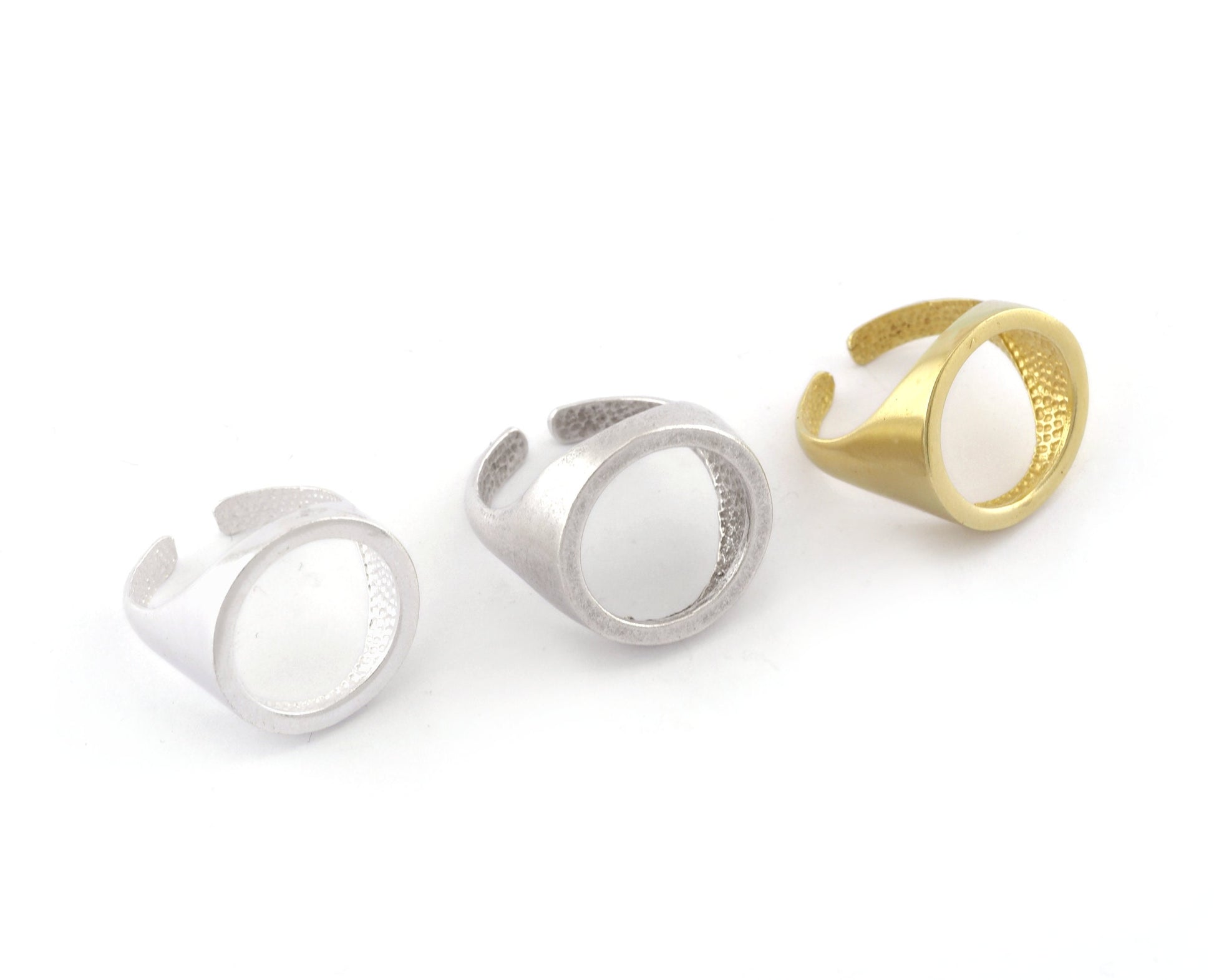 Signet Open Round Ring Adjustable Raw brass, Antique Silver, Shiny Silver Plated Brass (17.5mm 7US size) 4197