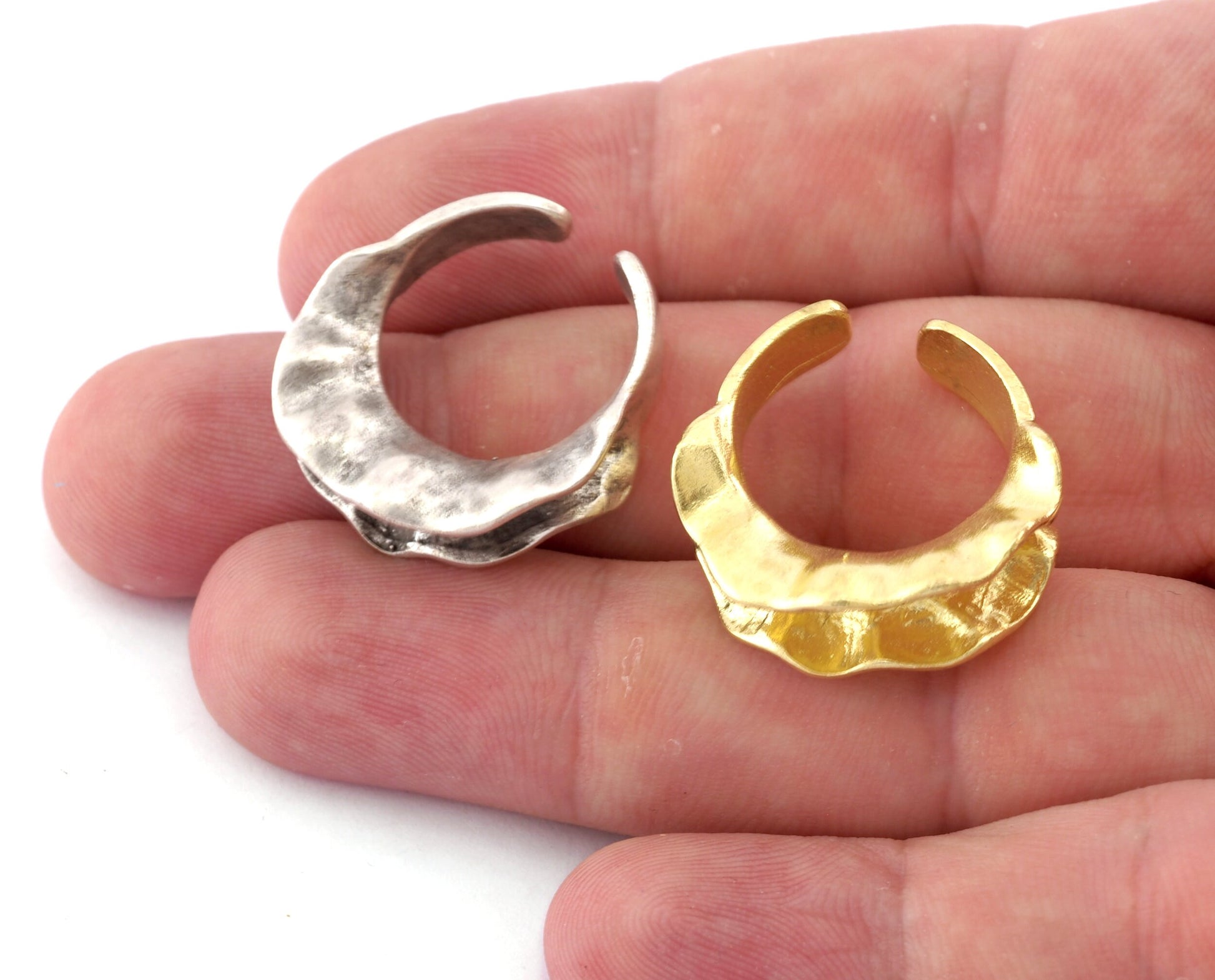 Peas pod ring,Resin Bezel Blank Adjustable Ring Raw Brass, Antique or Shiny silver and Shiny gold plated brass (7-8US inner size) OZ4240