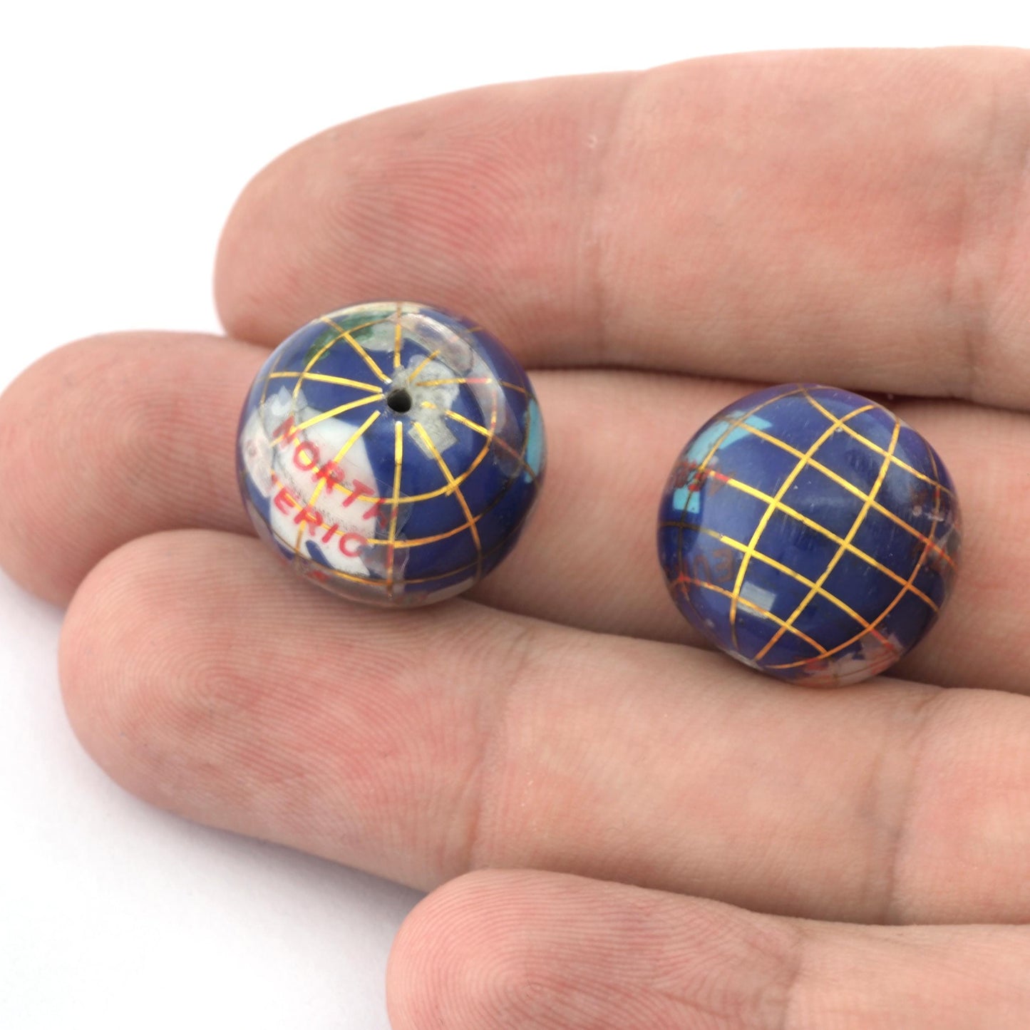 World beads 14 mm blue lapis tone semiprecious stones, jewelry design, wholesale beads B140 cab100